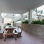 De Luxe Mediteran 5 * Ragusa