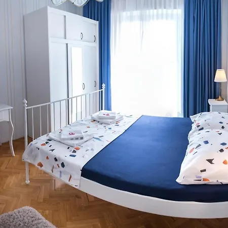 De Luxe Mediteran 5